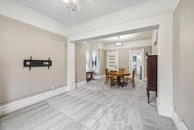624 S Garfield Avenue, Janesville, WI 53545