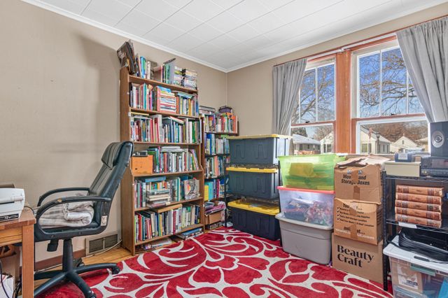 900 Scheffer Avenue, Saint Paul, MN 55102