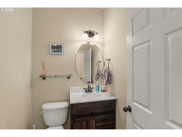 134 ARGYLE Ct, Newberg, OR 97132