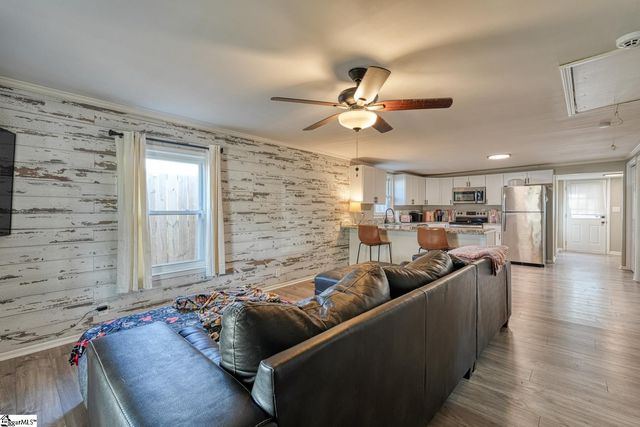 115 May Street, Easley, SC 29640