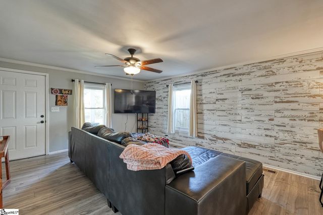 115 May Street, Easley, SC 29640