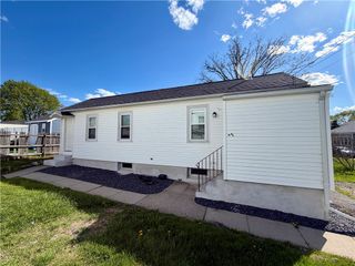 26 Island Avenue Rear, East Providence, RI 02916