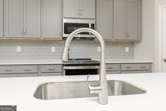 744 Coventry Cove Way, Acworth, GA 30102