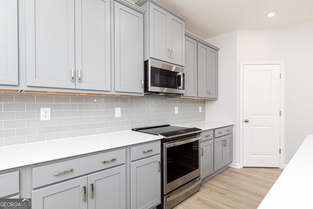 744 Coventry Cove Way, Acworth, GA 30102