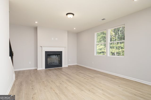 744 Coventry Cove Way, Acworth, GA 30102