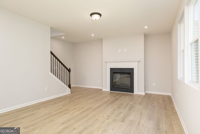 744 Coventry Cove Way, Acworth, GA 30102