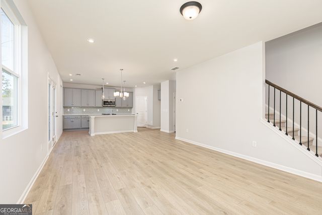 744 Coventry Cove Way, Acworth, GA 30102