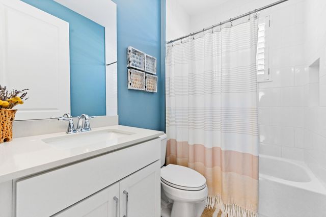 19624 Broad Shore Walk, Loxahatchee, FL 33470