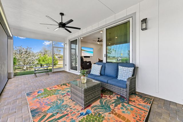 19624 Broad Shore Walk, Loxahatchee, FL 33470