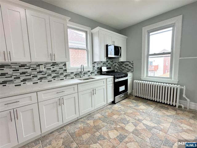 8609 2nd Avenue, North Bergen, NJ 07047