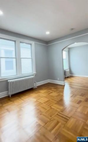 8609 2nd Avenue, North Bergen, NJ 07047