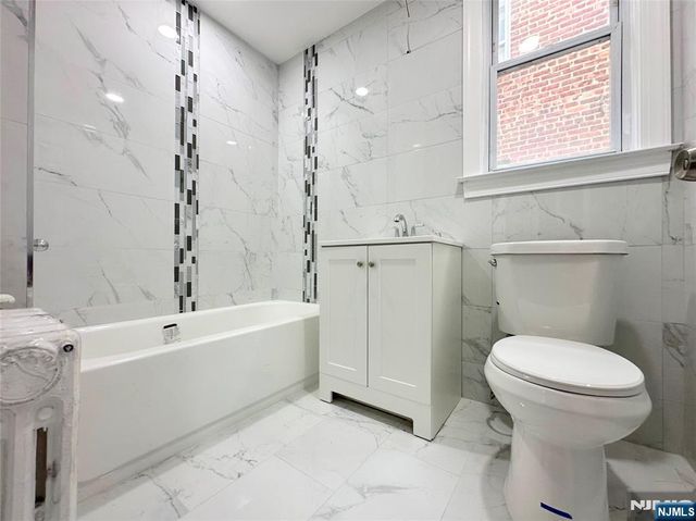 8609 2nd Avenue, North Bergen, NJ 07047