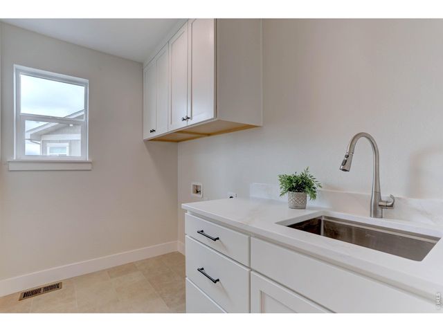 966 Eldorado Ln, Louisville, CO 80027