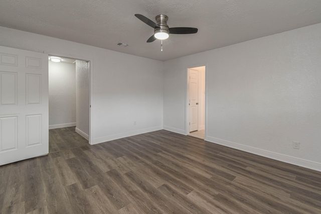 16818 Carrack Turn Drive, Friendswood, TX 77546