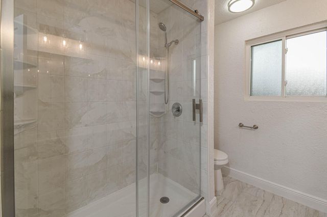 16818 Carrack Turn Drive, Friendswood, TX 77546