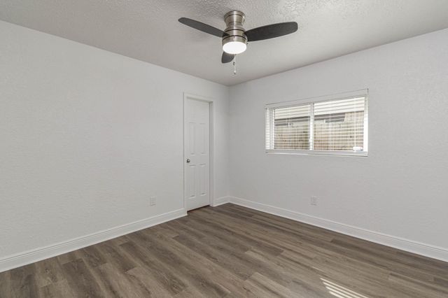 16818 Carrack Turn Drive, Friendswood, TX 77546