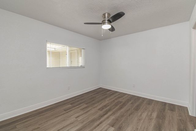 16818 Carrack Turn Drive, Friendswood, TX 77546