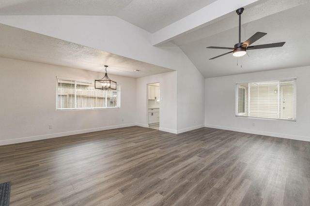 16818 Carrack Turn Drive, Friendswood, TX 77546