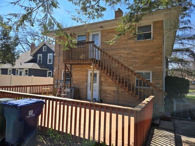 722 N Center Street, Naperville, IL 60563