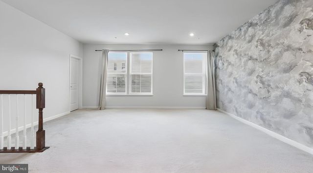 10010 DORSEY LN, Lanham, MD 20706