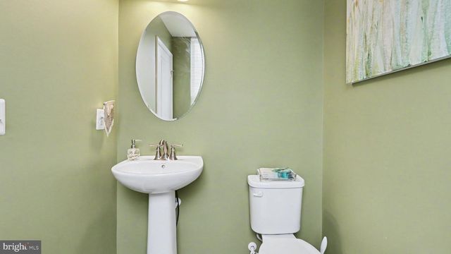 10010 DORSEY LN, Lanham, MD 20706