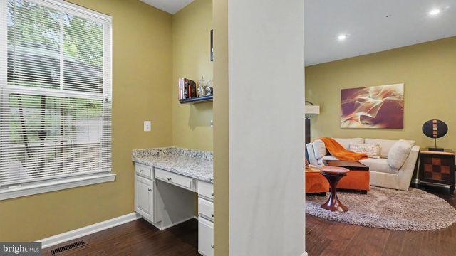 10010 DORSEY LN, Lanham, MD 20706