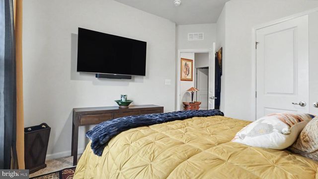 10010 DORSEY LN, Lanham, MD 20706