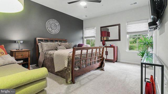 10010 DORSEY LN, Lanham, MD 20706