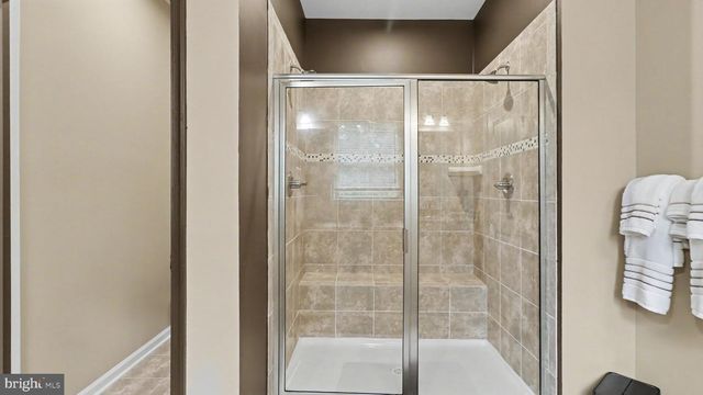 10010 DORSEY LN, Lanham, MD 20706