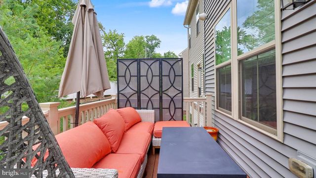 10010 DORSEY LN, Lanham, MD 20706