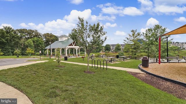 10010 DORSEY LN, Lanham, MD 20706