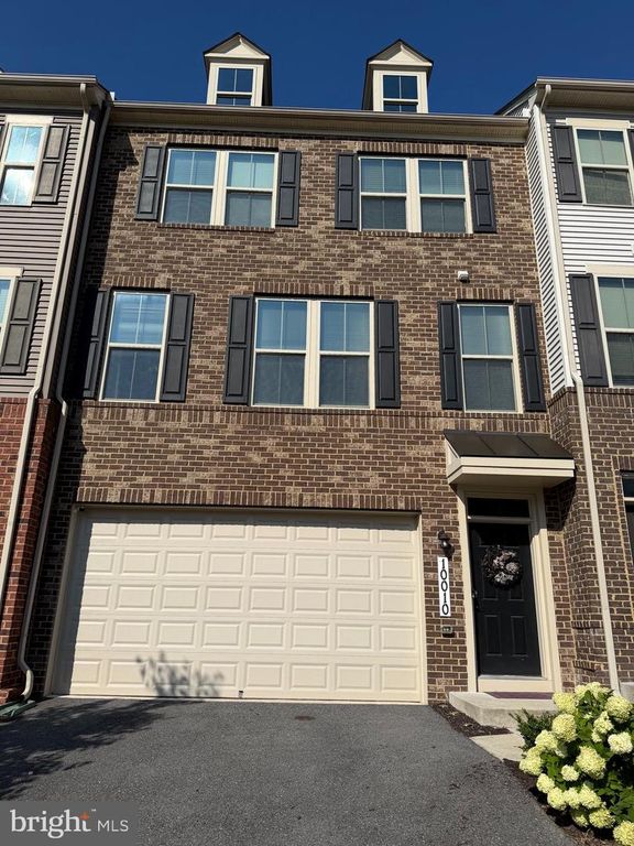 10010 DORSEY LN, Lanham, MD 20706