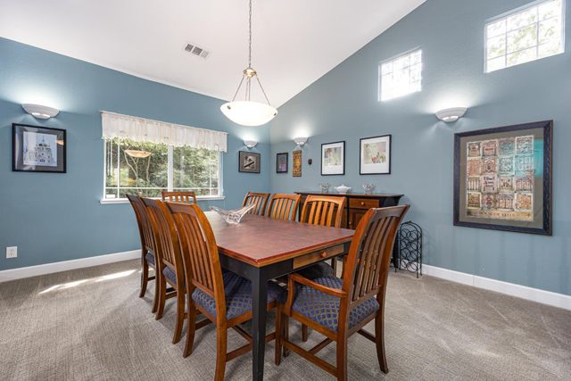7034 Ara Ln, Carmichael, CA 95608