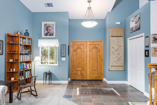 7034 Ara Ln, Carmichael, CA 95608