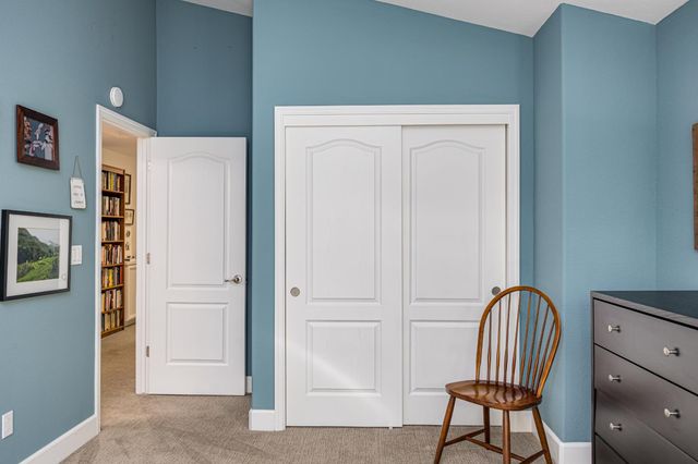 7034 Ara Ln, Carmichael, CA 95608