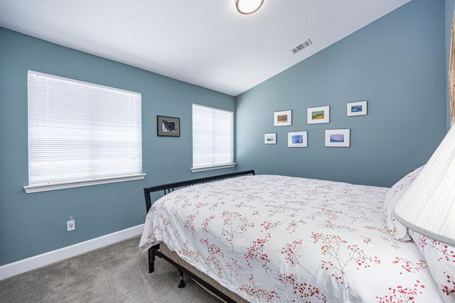 7034 Ara Ln, Carmichael, CA 95608