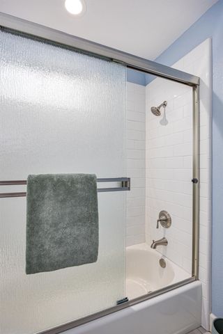 7034 Ara Ln, Carmichael, CA 95608
