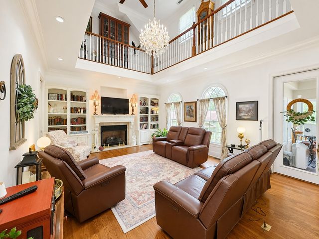 200 Holmes Creek Rd, Smithville, TN 37166