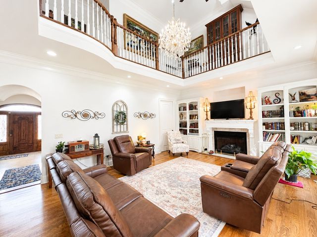 200 Holmes Creek Rd, Smithville, TN 37166
