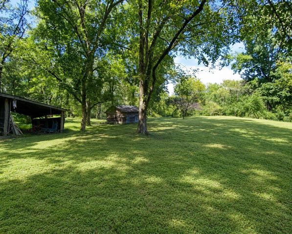 200 Holmes Creek Rd, Smithville, TN 37166