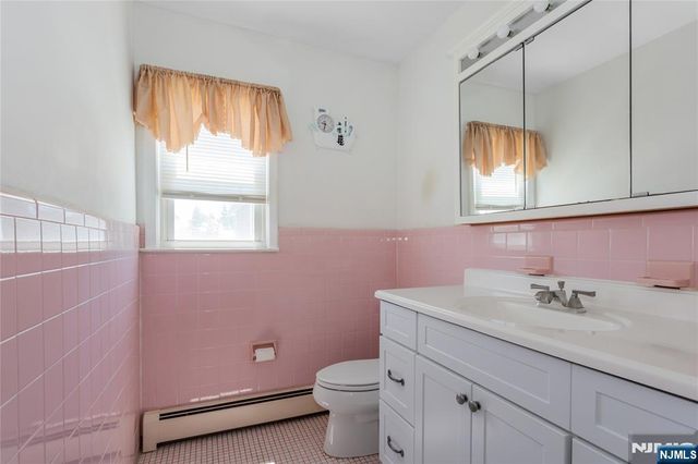 164 Page Street, Elmwood Park, NJ 07407