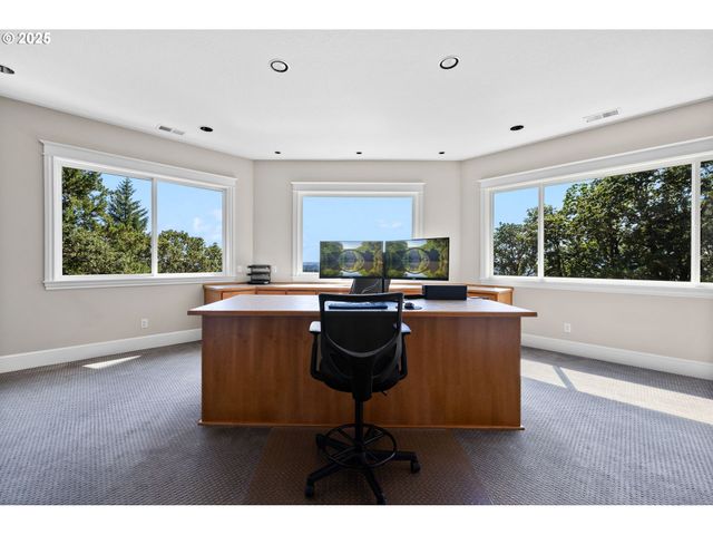 16155 Ne WILKERSON Way, Newberg, OR 97132