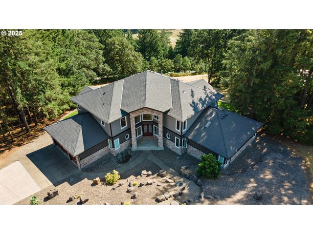 16155 Ne WILKERSON Way, Newberg, OR 97132