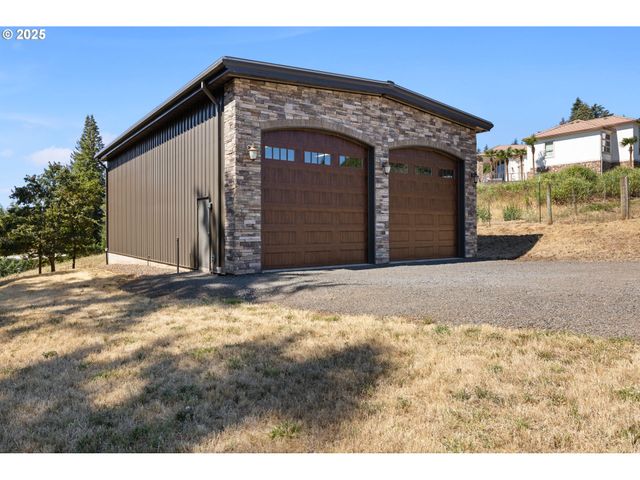 16155 Ne WILKERSON Way, Newberg, OR 97132