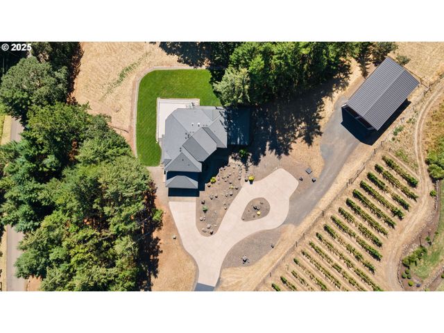 16155 Ne WILKERSON Way, Newberg, OR 97132