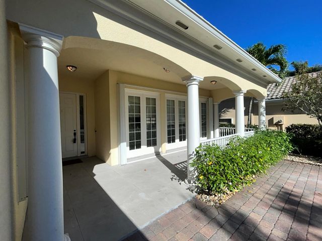 8455 Belize Place, Wellington, FL 33414