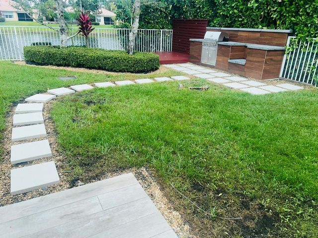 8455 Belize Place, Wellington, FL 33414