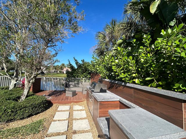 8455 Belize Place, Wellington, FL 33414