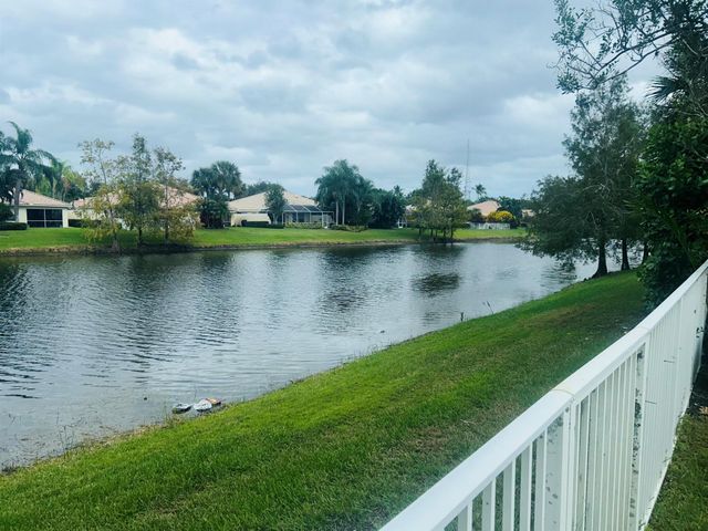 8455 Belize Place, Wellington, FL 33414