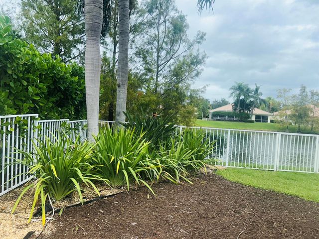 8455 Belize Place, Wellington, FL 33414
